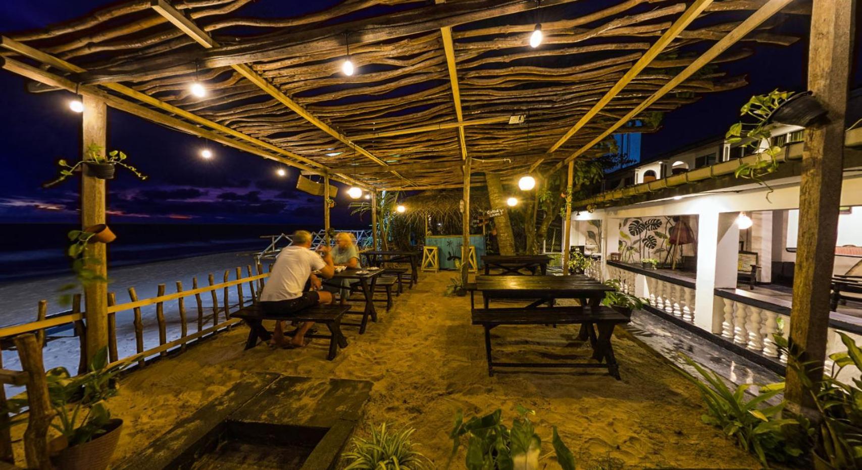 Sea Shine Guest House Hikkaduwa Exterior photo